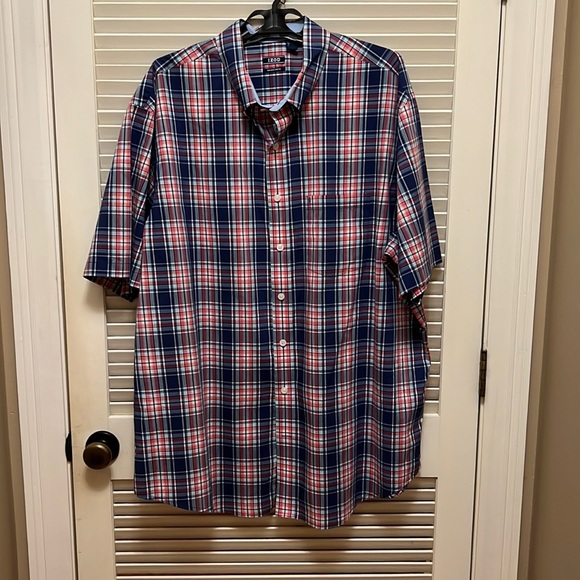 Izod Other - 7. izod Short Sleeve Men’s Shirt in Plaid